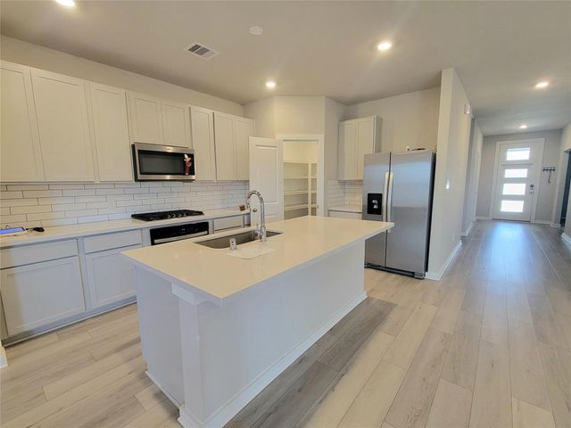 6714 Arabella Lakes Drive, Richmond, TX 77469