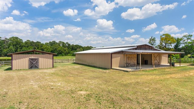 41115 Community Road, Magnolia, TX 77354