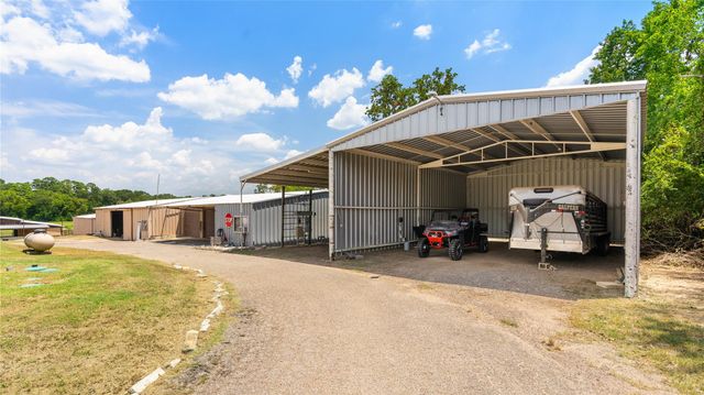 41115 Community Road, Magnolia, TX 77354