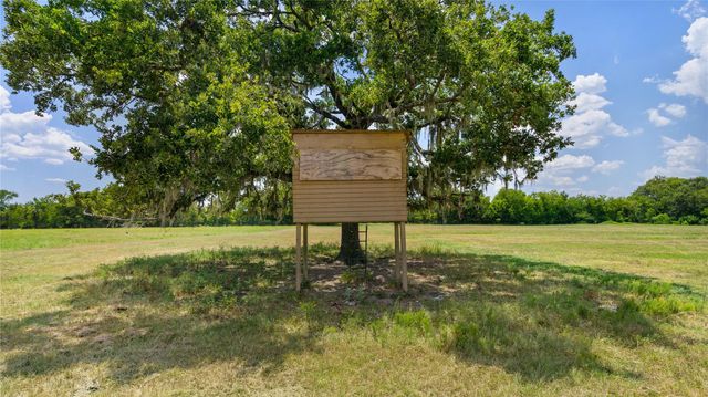 41115 Community Road, Magnolia, TX 77354