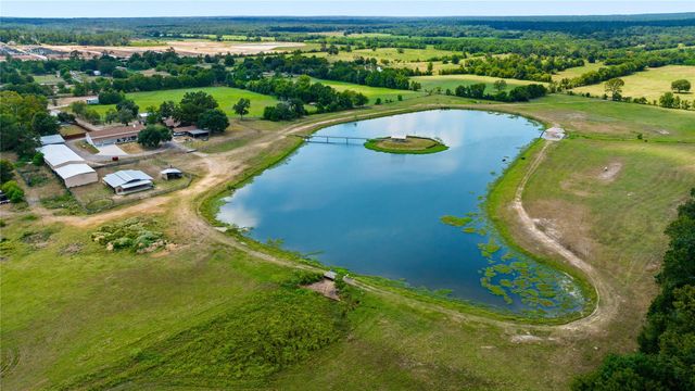 41115 Community Road, Magnolia, TX 77354