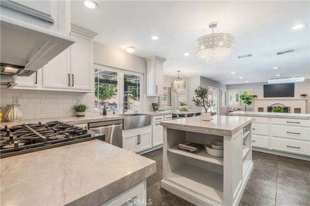 13049 Sunny Lane, Camarillo, CA 93012