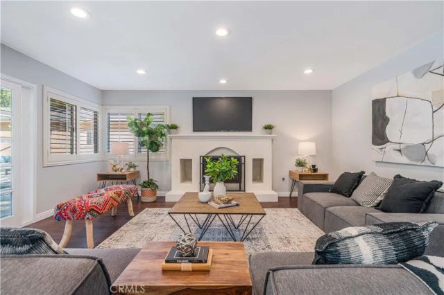 13049 Sunny Lane, Camarillo, CA 93012