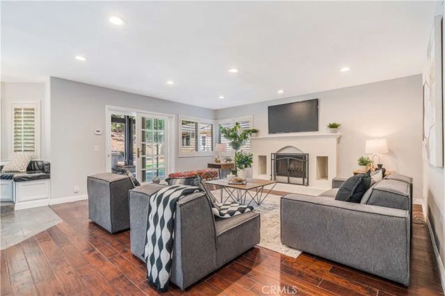 13049 Sunny Lane, Camarillo, CA 93012