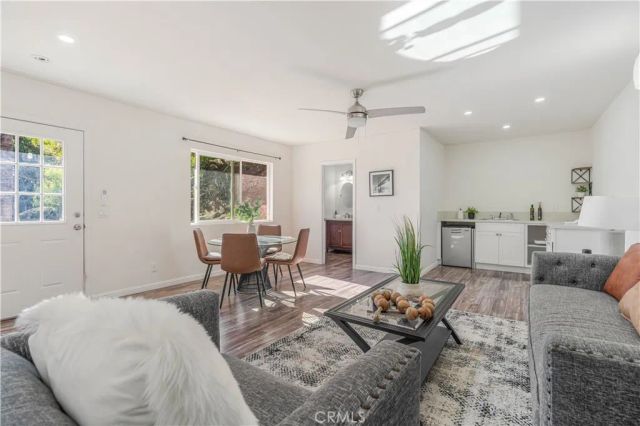 13049 Sunny Lane, Camarillo, CA 93012