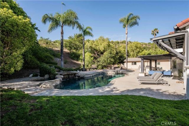 13049 Sunny Lane, Camarillo, CA 93012