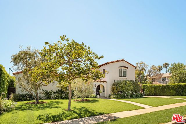 647 Toyopa Drive, Pacific Palisades (los Angeles), CA 90272
