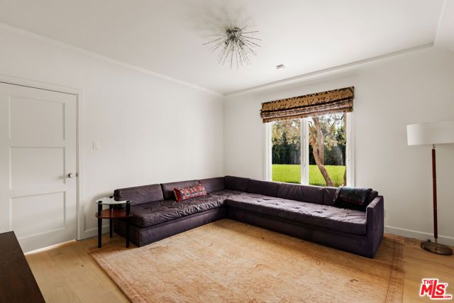 647 Toyopa Drive, Pacific Palisades (los Angeles), CA 90272