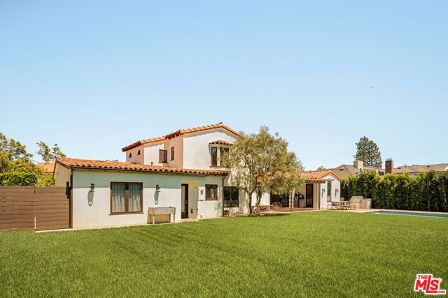 647 Toyopa Drive, Pacific Palisades (los Angeles), CA 90272