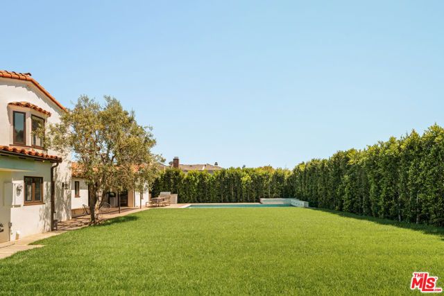 647 Toyopa Drive, Pacific Palisades (los Angeles), CA 90272