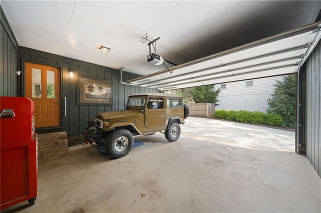 3585 Duberry Court NE, Brookhaven, GA 30319