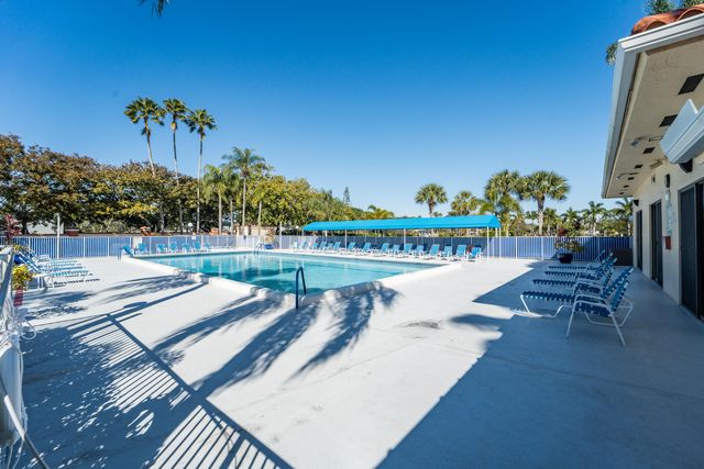 7360 S Oriole Boulevard 706, Delray Beach, FL 33446