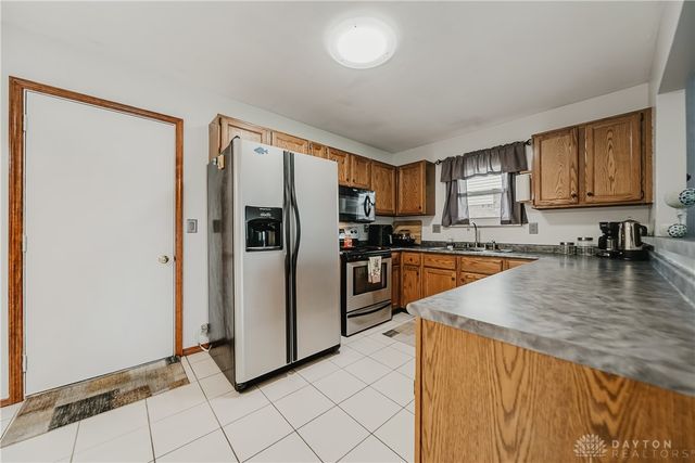 6675 Loblolly Drive, Dayton, OH 45424