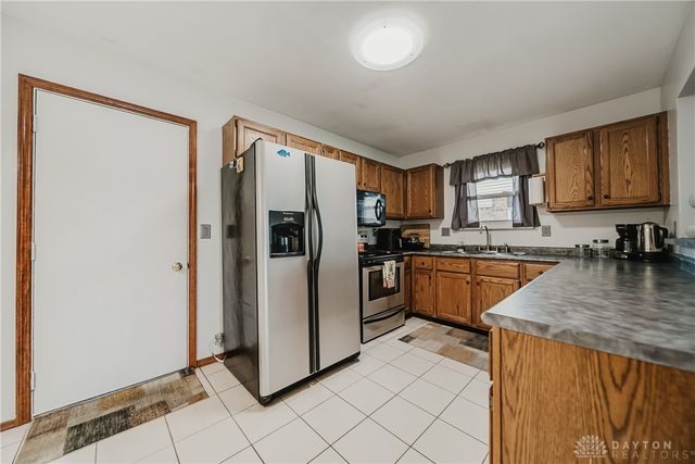 6675 Loblolly Drive, Dayton, OH 45424