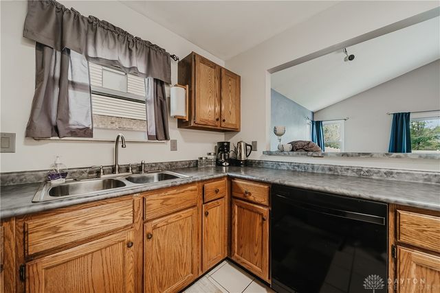 6675 Loblolly Drive, Dayton, OH 45424