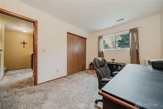 6675 Loblolly Drive, Dayton, OH 45424