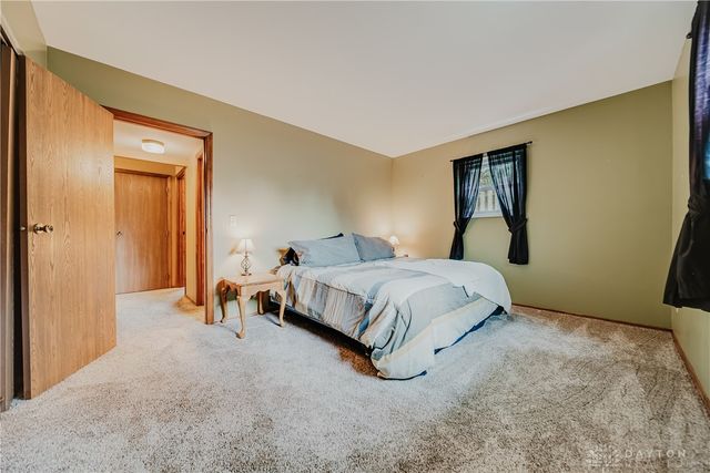6675 Loblolly Drive, Dayton, OH 45424