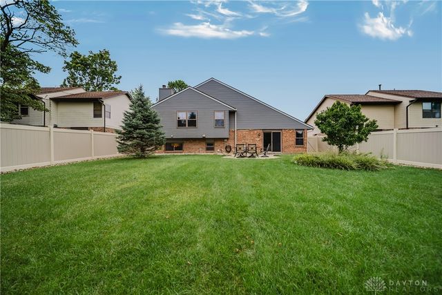 6675 Loblolly Drive, Dayton, OH 45424