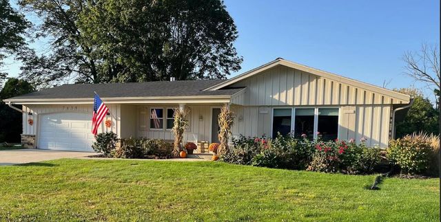 7639 S 73rd STREET, Franklin, WI 53132