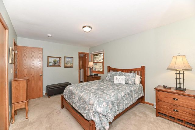 7639 S 73rd STREET, Franklin, WI 53132