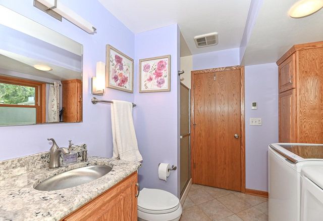 7639 S 73rd STREET, Franklin, WI 53132