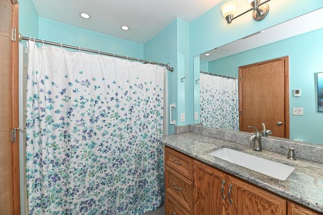 7639 S 73rd STREET, Franklin, WI 53132