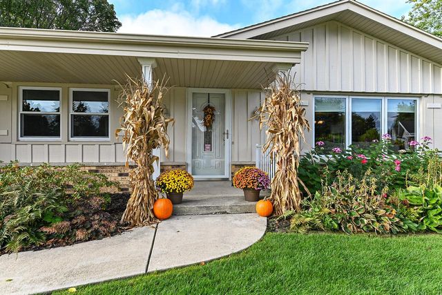 7639 S 73rd STREET, Franklin, WI 53132