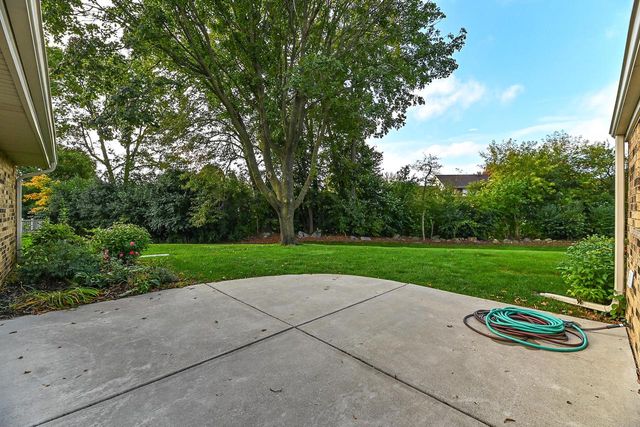 7639 S 73rd STREET, Franklin, WI 53132