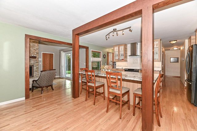 7639 S 73rd STREET, Franklin, WI 53132