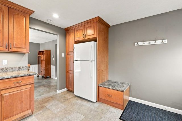 1 Pinkham Avenue, Somersworth, NH 03878