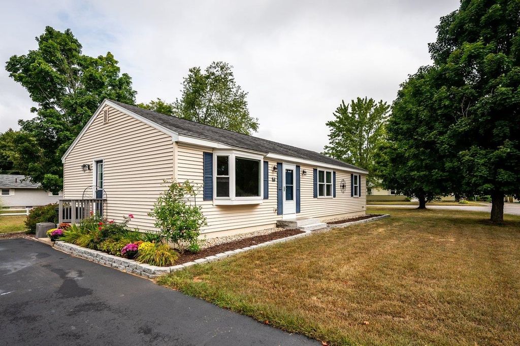 1 Pinkham Avenue, Somersworth, NH 03878