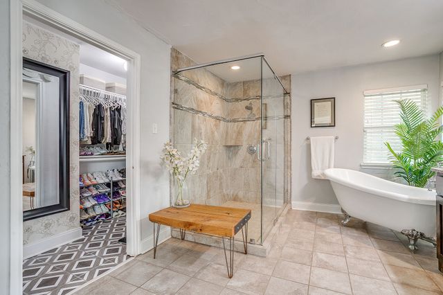 6909 Kirkwood Road, Fort Worth, TX 76116