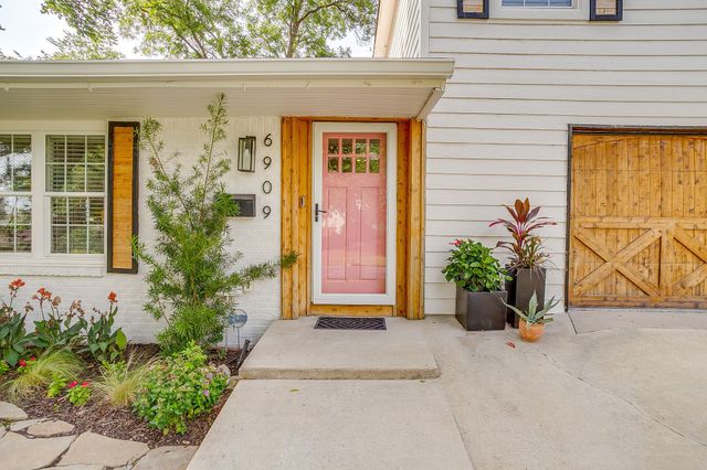 6909 Kirkwood Road, Fort Worth, TX 76116