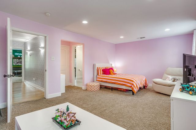 6909 Kirkwood Road, Fort Worth, TX 76116