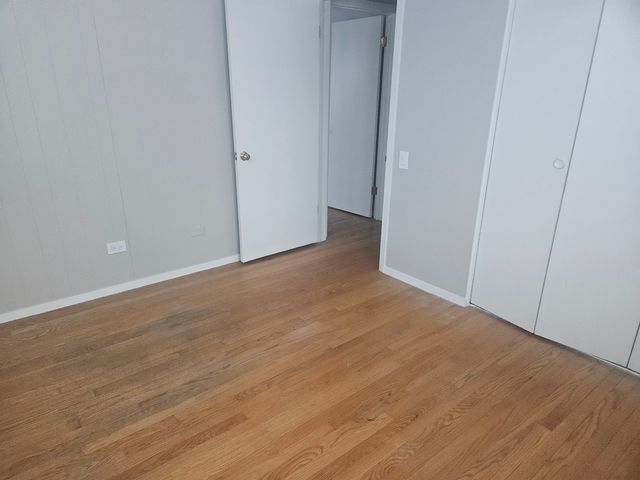 863 N Northwest Highway, Park Ridge, IL 60068