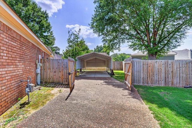 3929 CARRIE BROOK CV, Bartlett, TN 38135