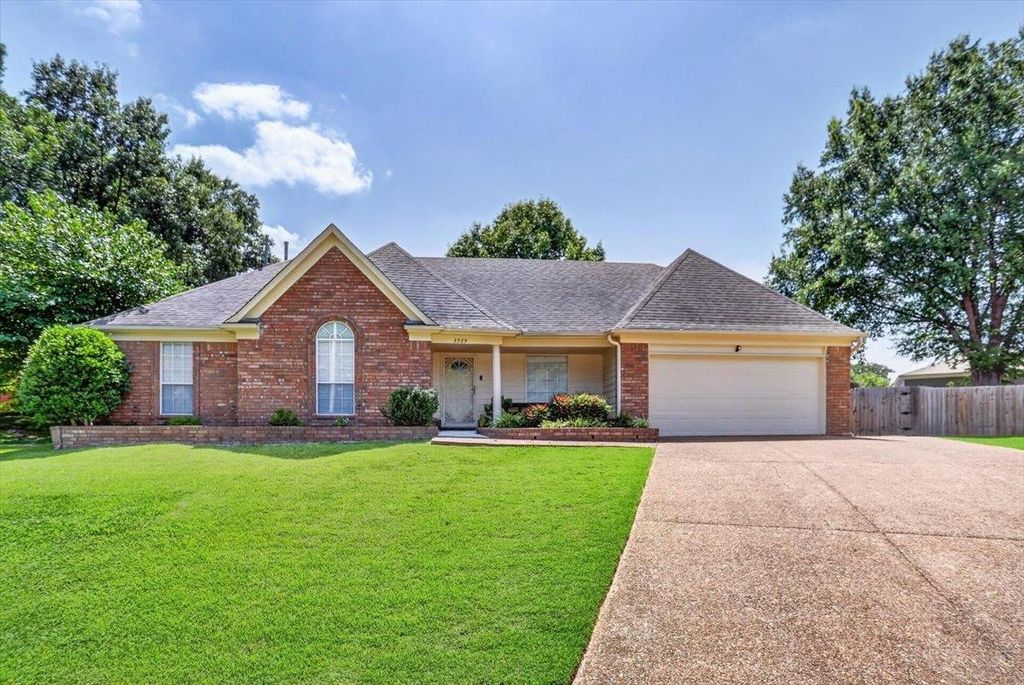 3929 CARRIE BROOK CV, Bartlett, TN 38135