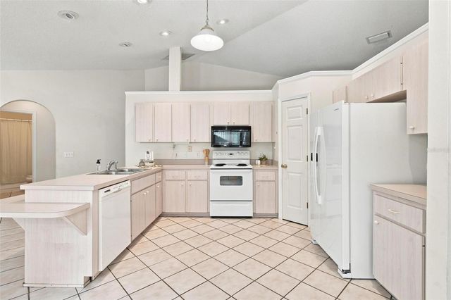 742 WOODVIEW DRIVE, Tavares, FL 32778