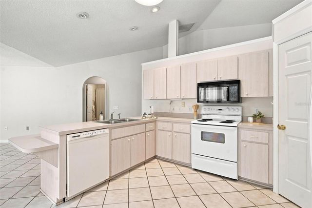 742 WOODVIEW DRIVE, Tavares, FL 32778