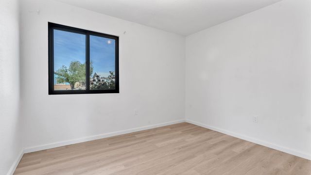 672 Sunflower Drive SW, Rio Rancho, NM 87124