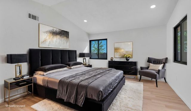 672 Sunflower Drive SW, Rio Rancho, NM 87124
