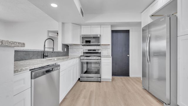 672 Sunflower Drive SW, Rio Rancho, NM 87124