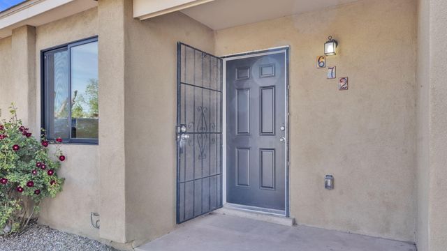 672 Sunflower Drive SW, Rio Rancho, NM 87124