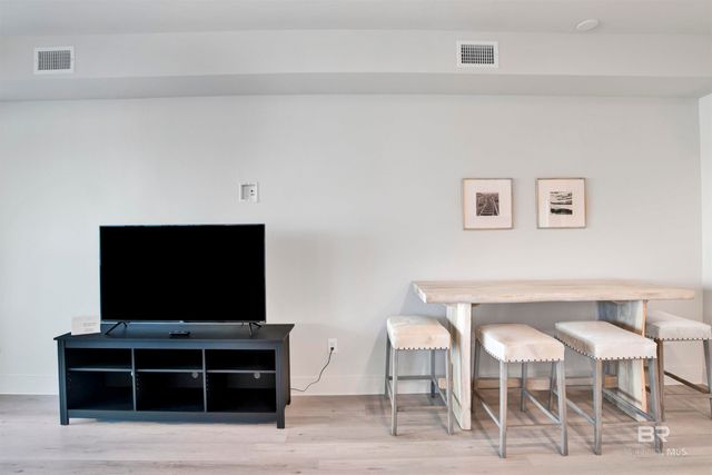 903 W Beach Boulevard 410, Gulf Shores, AL 36542