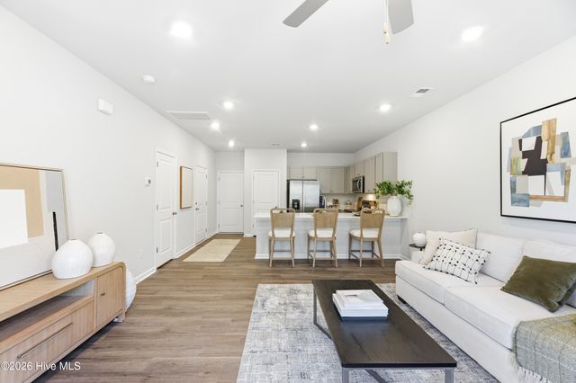 422 Flay Drive, Holly Ridge, NC 28445