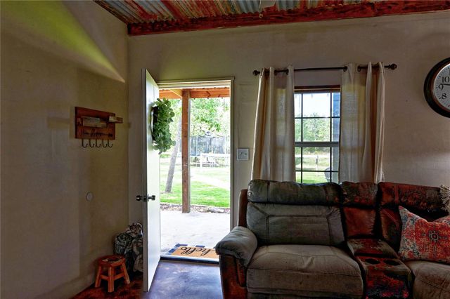 2203 Dead End Lane, Ledbetter, TX 78946