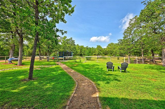 2203 Dead End Lane, Ledbetter, TX 78946