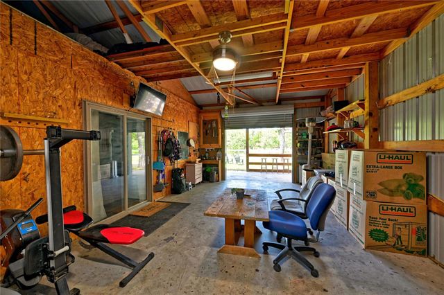 2203 Dead End Lane, Ledbetter, TX 78946