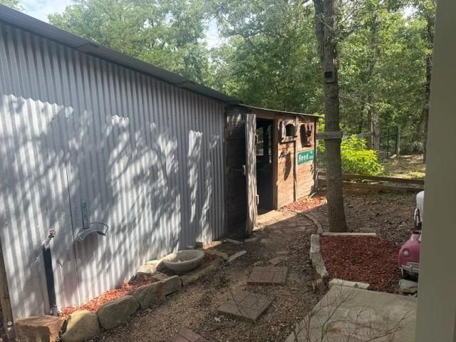 2203 Dead End Lane, Ledbetter, TX 78946