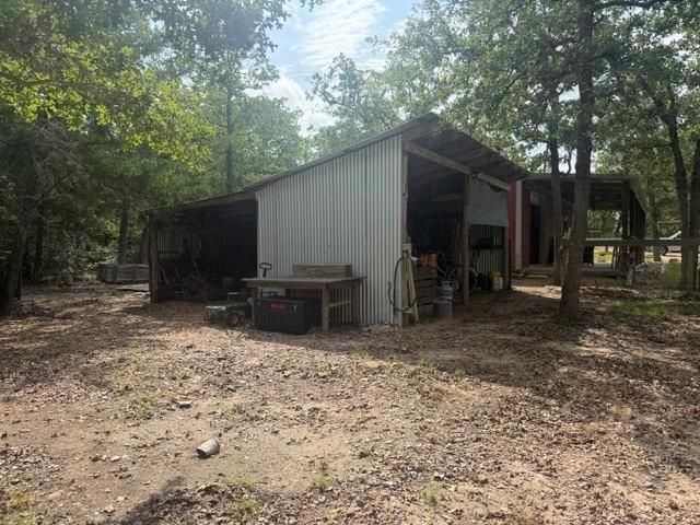 2203 Dead End Lane, Ledbetter, TX 78946